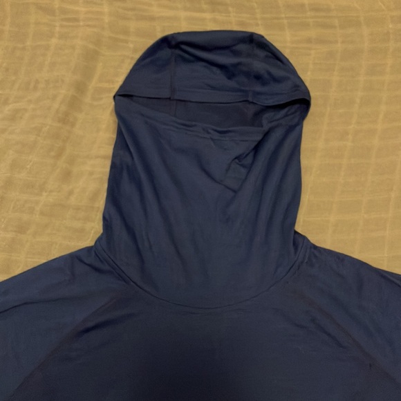 NWOT OUTDOOR RESEARCH - WOMEN’S ALPINE ONSET MERINO 150 HOODIE - Picture 5 of 13